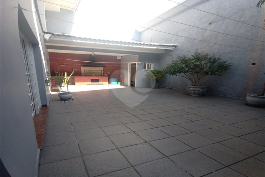 Sobrado à venda com 3 quartos, sendo 1 suíte, em Jardim França, São Paulo, SP