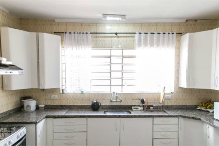 Casa Térrea à venda com 4 quartos, sendo 1 suíte, em Vila Gustavo, São Paulo, SP