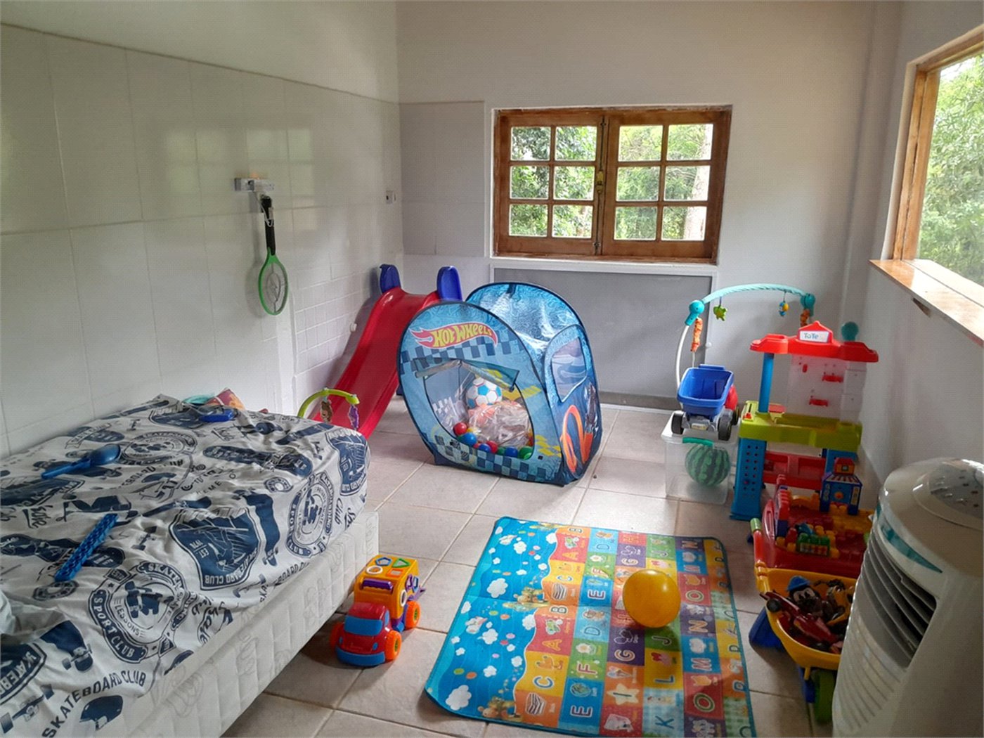 Casa à venda com 3 quartos no condomínio Sausalito, Mairiporã - SP