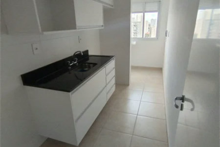 Apartamento à venda com 2 quartos, sendo 1 suíte, em Vila Andrade, São Paulo, SP