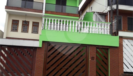 Sobrado à venda com 3 quartos, sendo 1 suíte,  em Vila Santa Terezinha (zona Norte), São Paulo, SP