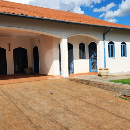 Casa à venda com 4 suítes em Vila Harmonia, Araraquara, SP