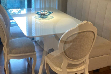 Apartamento à venda com 3 suítes em Jardim Morumbi, São Paulo, SP