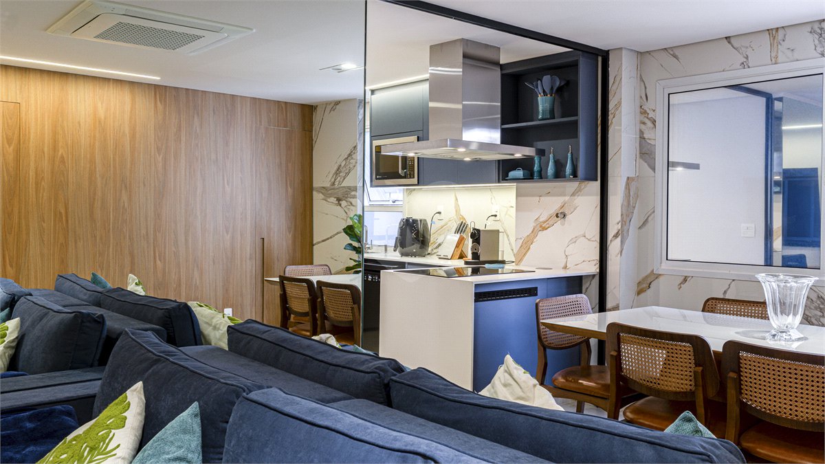 Apartamento à venda com 3 quartos, sendo 1 suíte, em Vila Uberabinha, São Paulo, SP