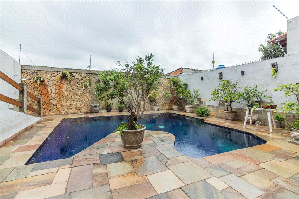 Casa à venda ou para alugar com 5 quartos, sendo 3 suítes, em Imirim, São Paulo, SP