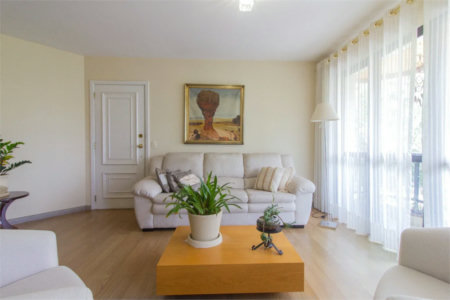 Apartamento à venda com 3 quartos, sendo 2 suítes,  em Vila Andrade, São Paulo, SP