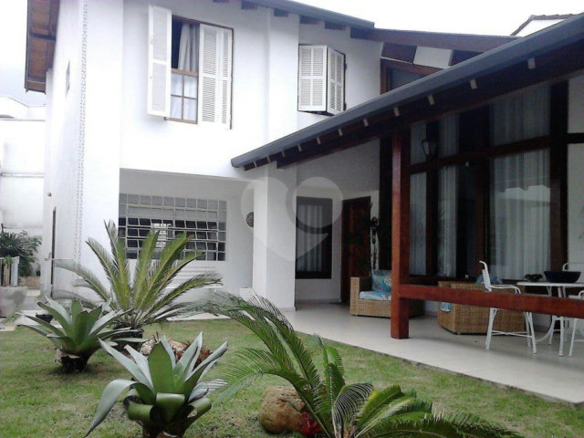 Sobrado à venda com 3 quartos, sendo 1 suíte, em Jardim Franca, Guarulhos, SP