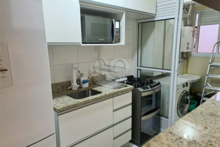 Apartamento à venda com 2 quartos, sendo 1 suíte, em Parque Reboucas, São Paulo, SP