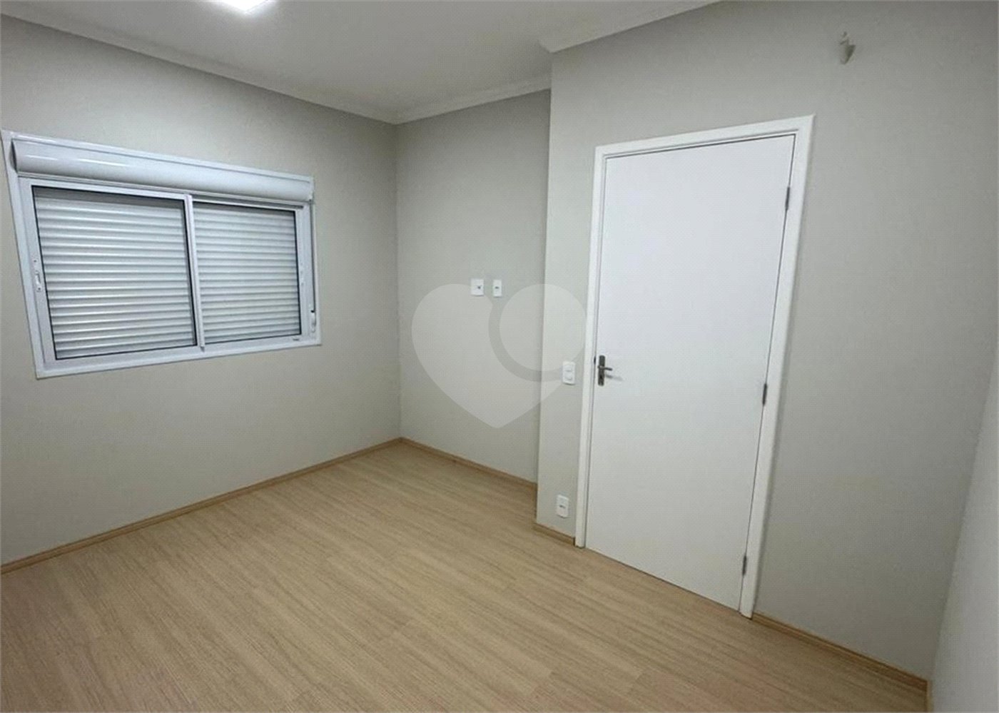 Apartamento à venda com 3 quartos em Jardim Santa Rosália, Sorocaba, SP