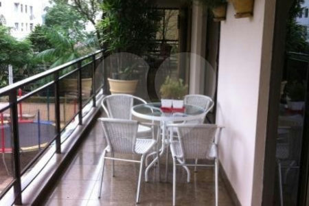 Apartamento à venda com 4 suítes em Real Parque, São Paulo, SP