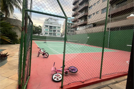 Apartamento à venda com 4 quartos, sendo 2 suítes, em Vila Nova, Cabo Frio, RJ