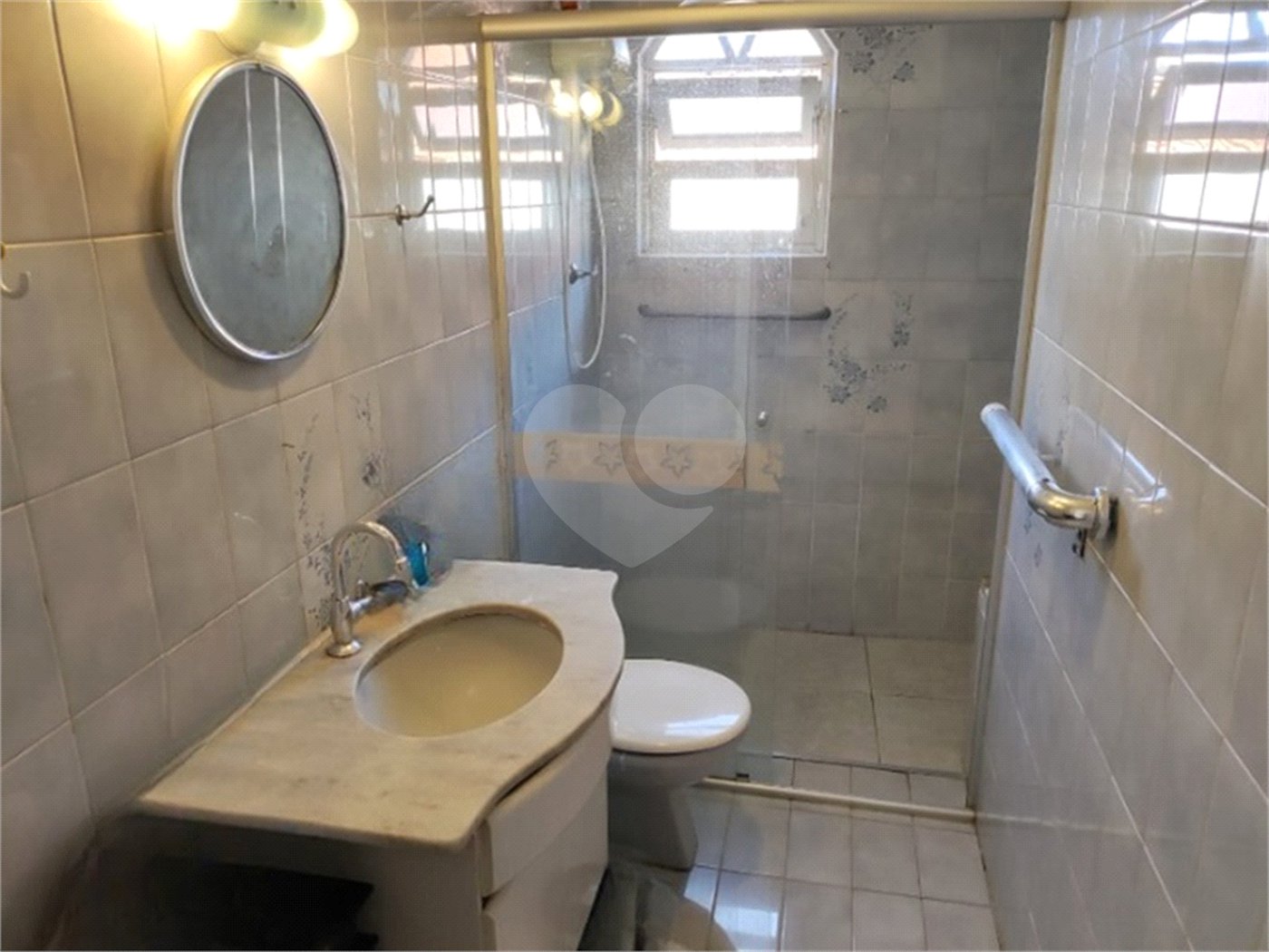 Sobrado à venda com 3 quartos, sendo 1 suíte, em Tremembé, São Paulo, SP