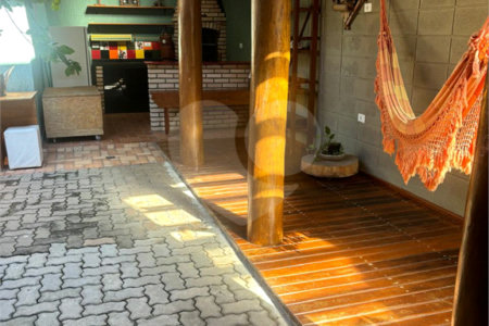 Casa à venda com 2 quartos no condomínio Altos do Boa Vista, São Roque - SP