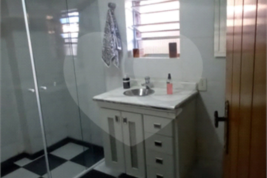 Sobrado à venda com 4 quartos em Horto Florestal, São Paulo, SP