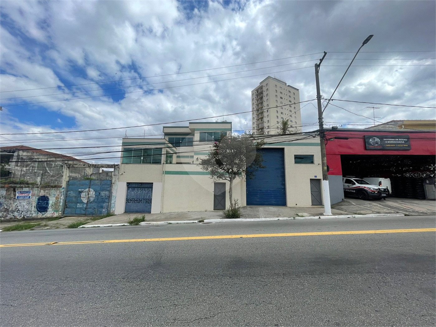 Sobrado à venda ou para alugar com 4 quartos, sendo 1 suíte,  em Tucuruvi, São Paulo, SP