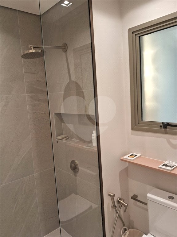 Apartamento à venda com 3 suítes em Moema, São Paulo, SP