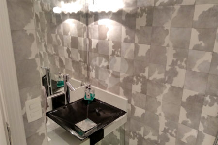 Apartamento à venda com 4 suítes em Jardim Marajoara, São Paulo, SP