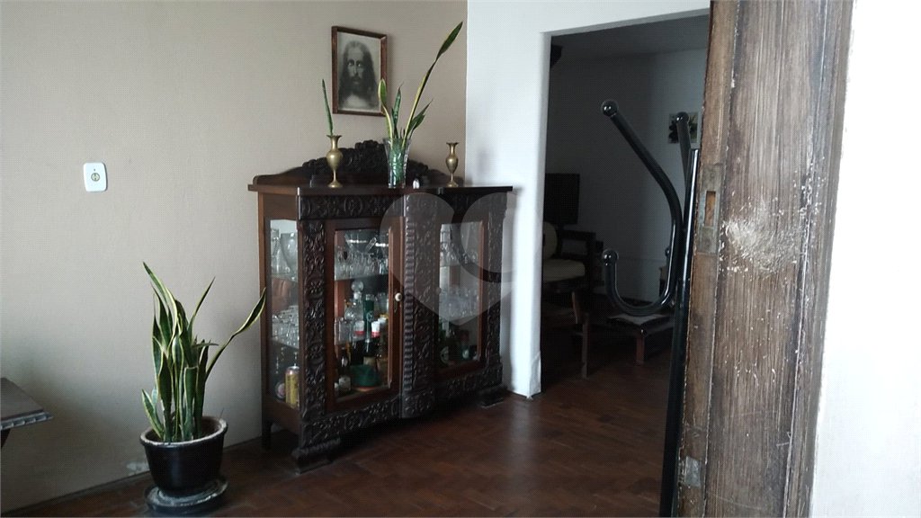 Apartamento à venda com 6 quartos, sendo 1 suíte, em Santana, São Paulo, SP