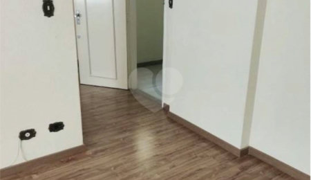 Apartamento à venda com 1 quarto em Cambuci, São Paulo, SP