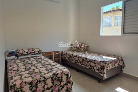 Casa à venda no bairro Recreio Maristela em Atibaia com linda vista para as montanhas