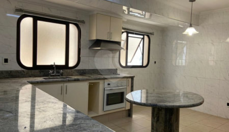 Apartamento à venda com 4 quartos, sendo 3 suítes,  no Centro, Campinas, SP