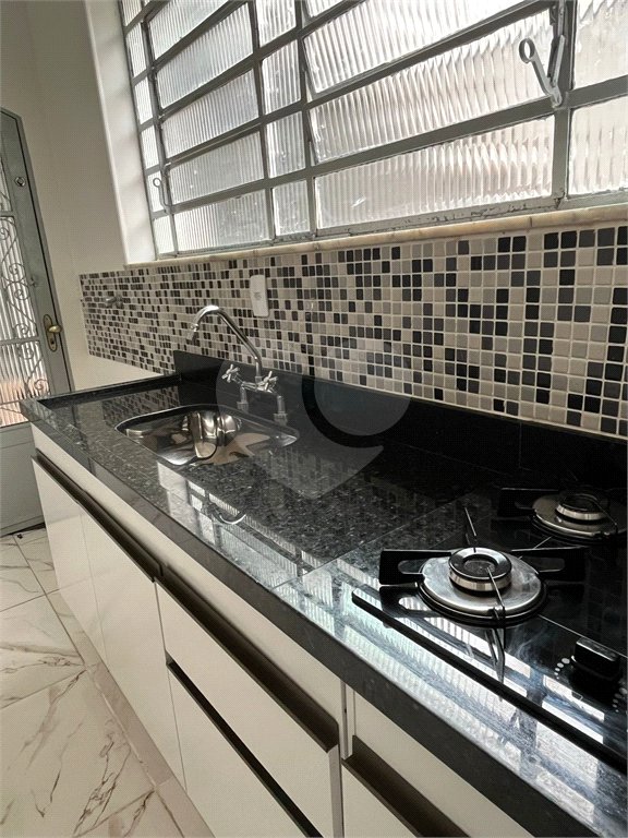 Sobrado à venda com 3 quartos em Vila Laís, São Paulo, SP