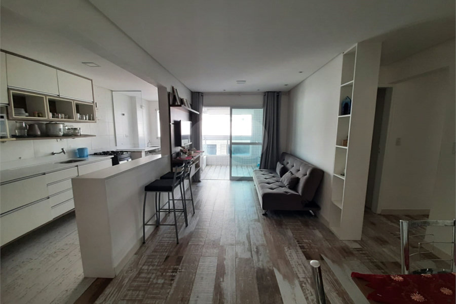 Apartamento à venda com 2 quartos, sendo 1 suíte,  no Centro, Mongaguá, SP