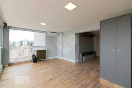 Apartamento à venda com 3 quartos, sendo 1 suíte, em Indianópolis, São Paulo, SP