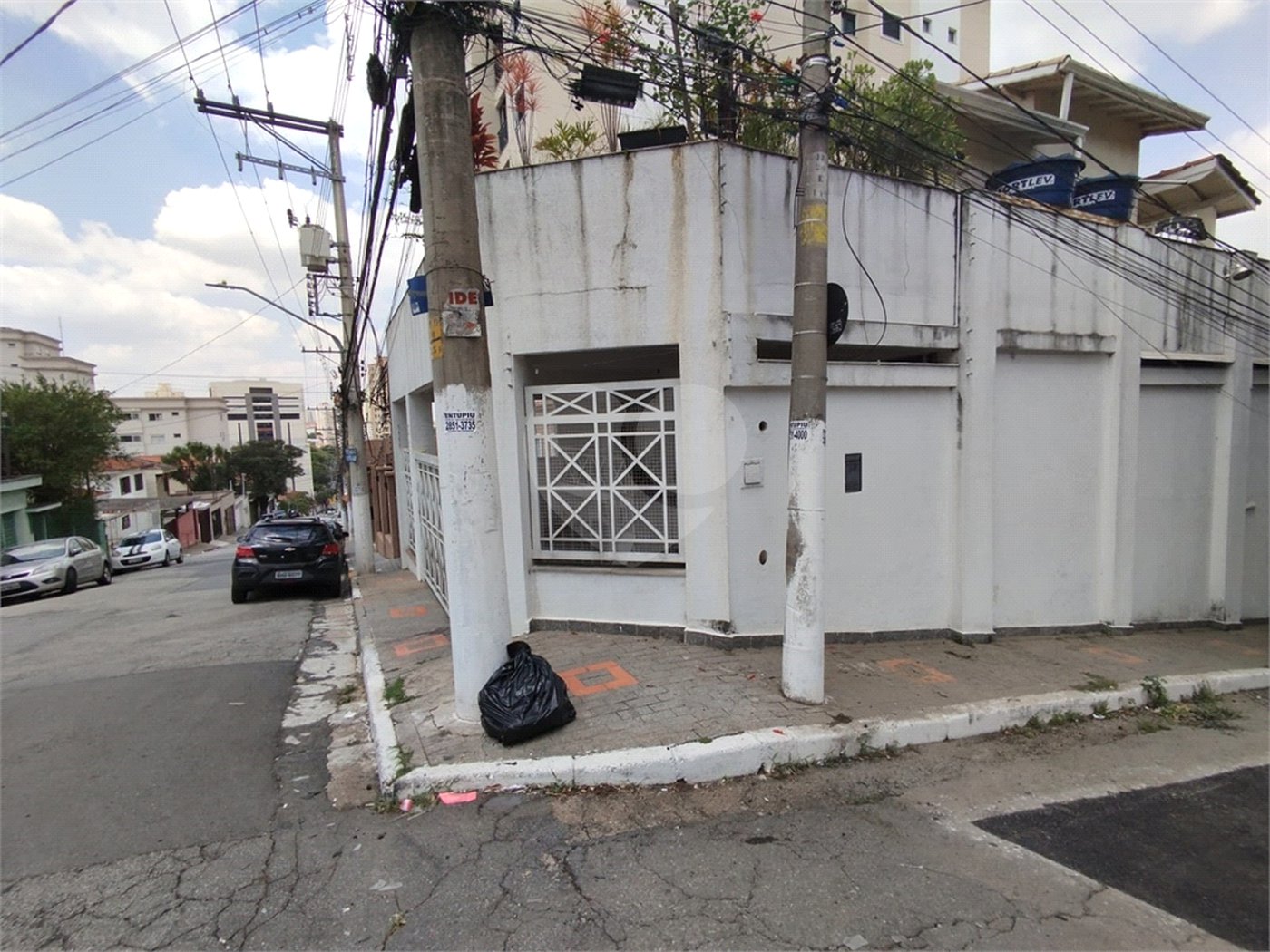 Casa à venda com 5 quartos, sendo 3 suítes, em Vila Paulicéia, São Paulo, SP