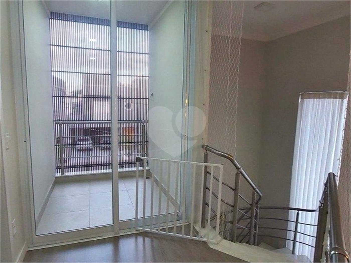 Casa à venda ou para alugar com 3 suítes no condomínio Mont Blanc, Sorocaba - SP