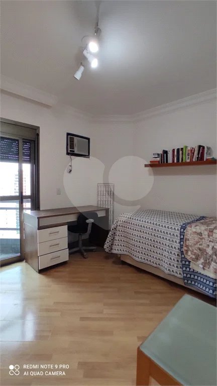 Apartamento à venda com 4 quartos, sendo 2 suítes,  em Santana, São Paulo, SP