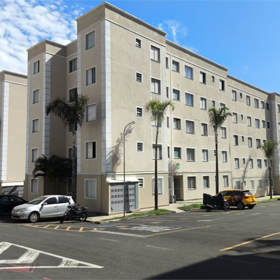 Apartamento à venda com 2 quartos em Vossoroca, Votorantim, SP
