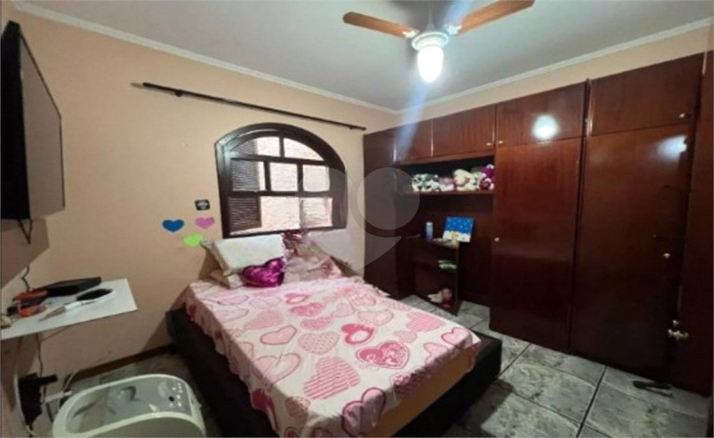 Sobrado à venda com 3 quartos, sendo 1 suíte, em Tremembé, São Paulo, SP