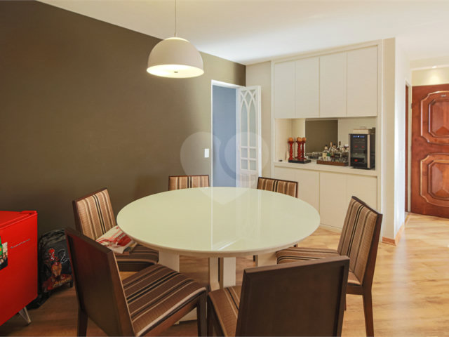 Apartamento à venda com 3 quartos, sendo 1 suíte,  em Brooklin, São Paulo, SP