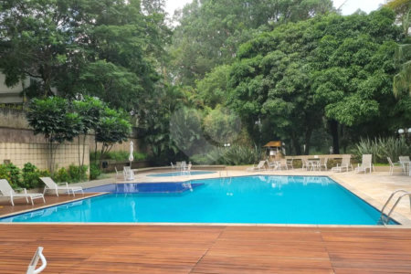 Cobertura à venda ou para alugar com 5 quartos, sendo 2 suítes, em Alto da Boa Vista, São Paulo, SP