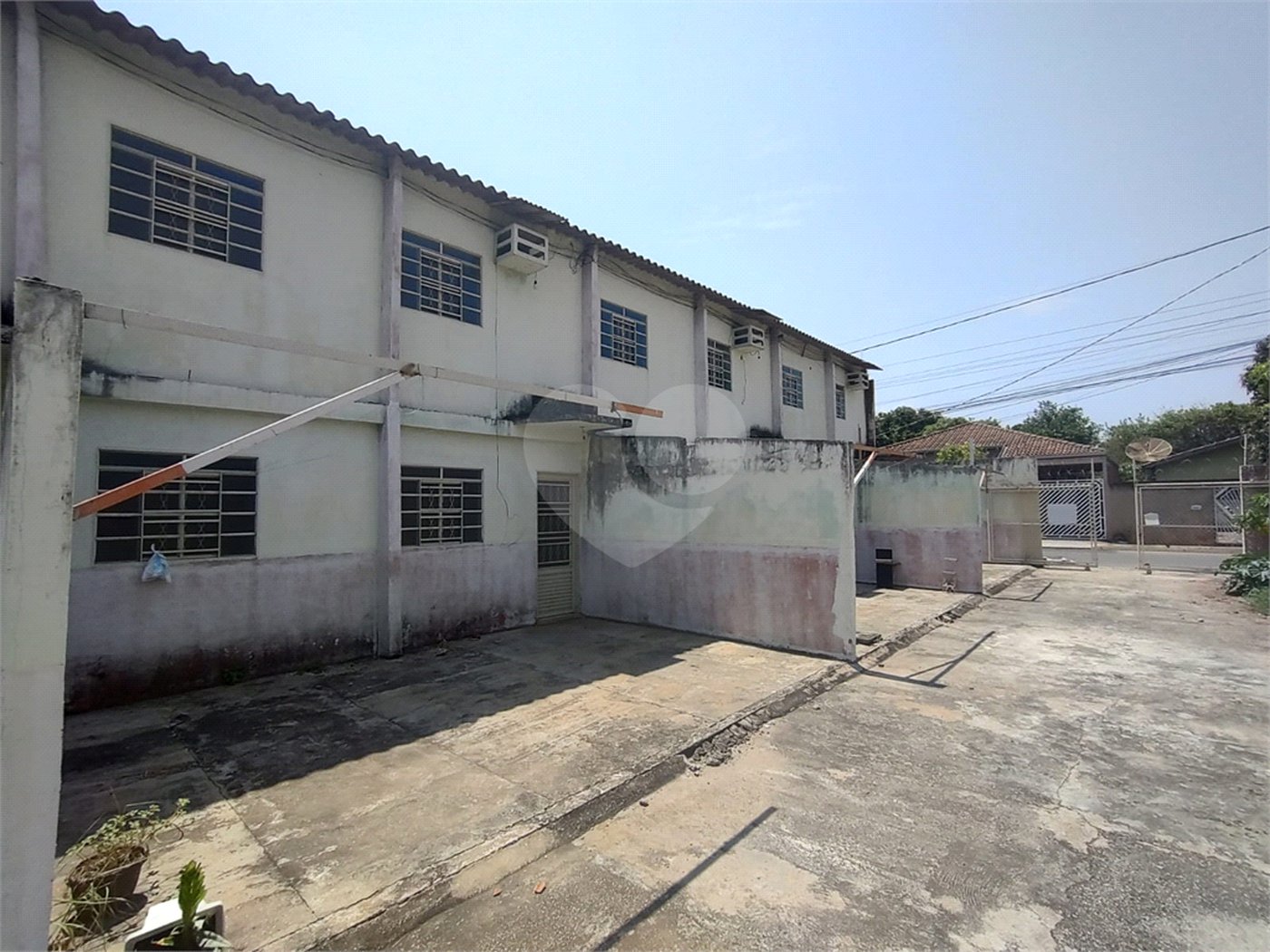 Kitnet à venda com 2 quartos em Residencial Jardim Pauliceia, Cuiabá, MT