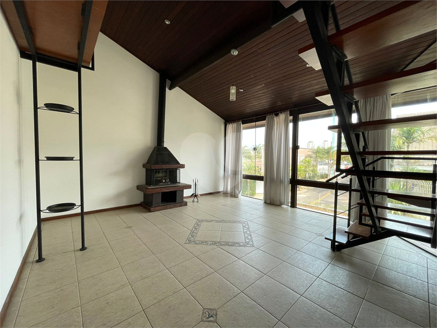 Casa à venda com 4 quartos, sendo 2 suítes,  em Jardim Pagliato, Sorocaba, SP