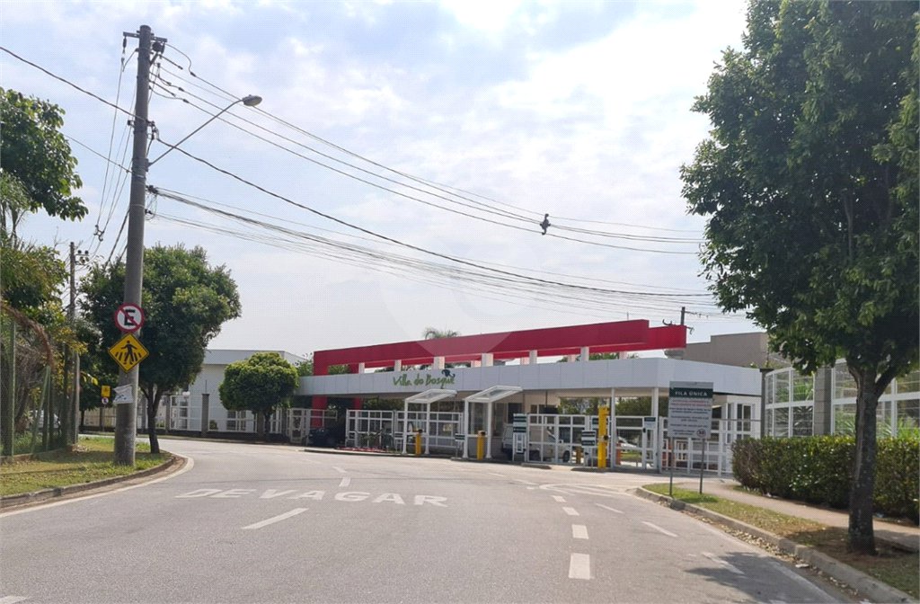 Casa à venda com 3 suítes no condomínio Vila do Bosque, Sorocaba - SP