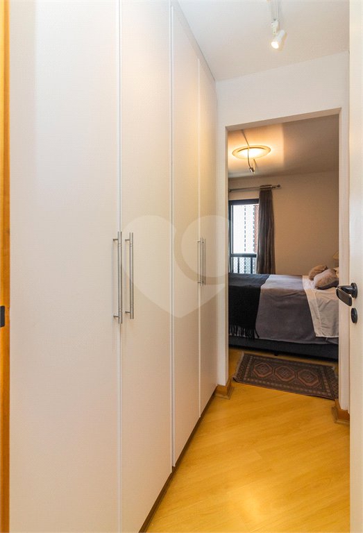 Apartamento à venda com 4 quartos, sendo 3 suítes, em Alto da Lapa, São Paulo, SP