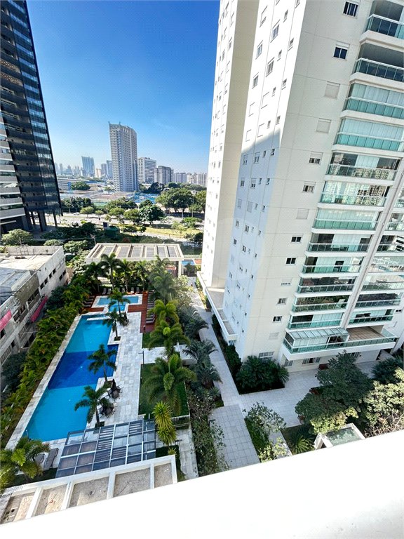 Apartamento à venda com 3 suítes em Barra Funda, São Paulo, SP