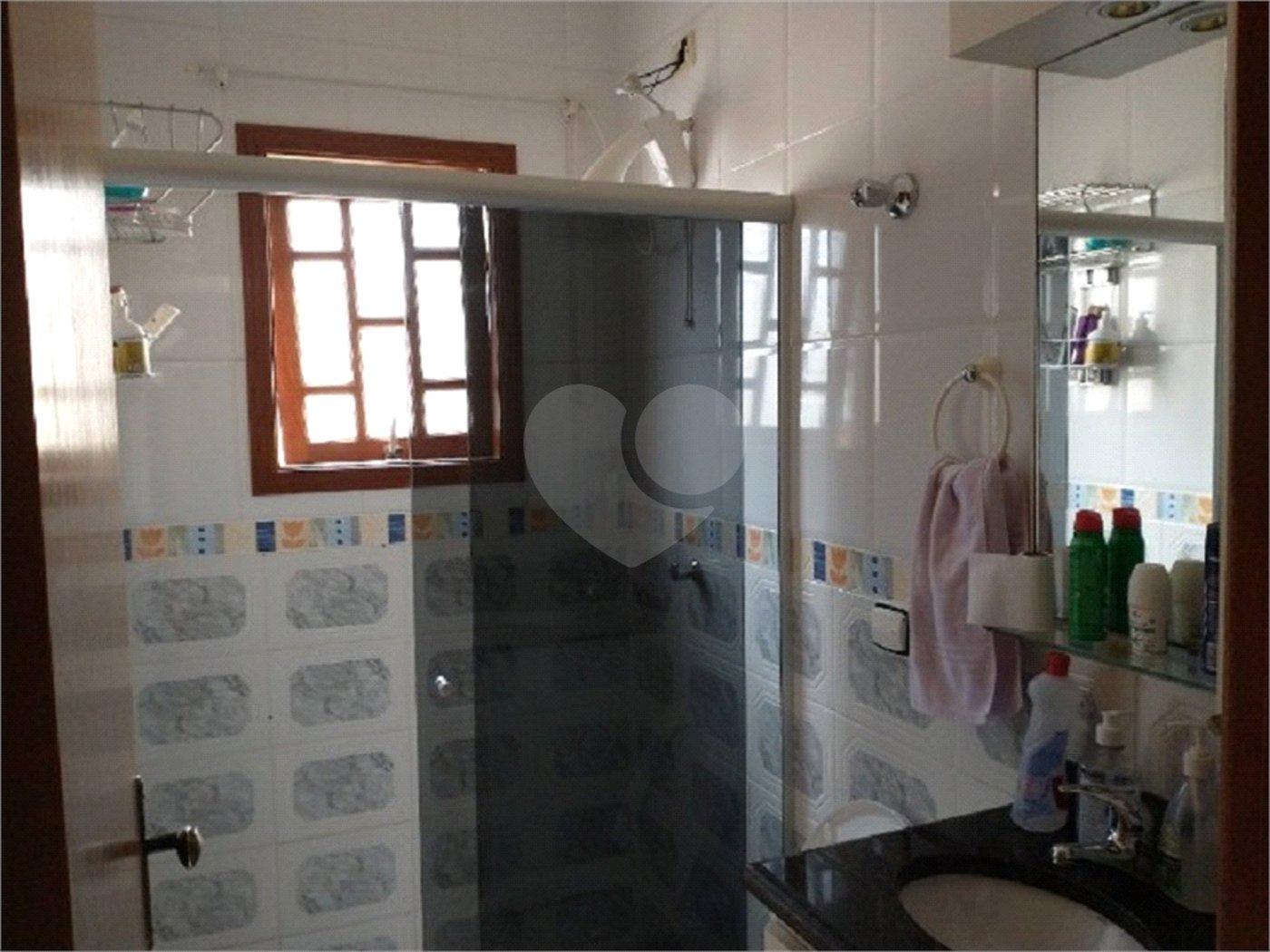 Sobrado à venda com 3 quartos, sendo 1 suíte, em Gopoúva, Guarulhos, SP