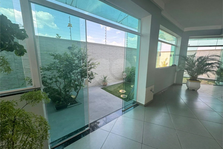 Sobrado à venda com 5 quartos, sendo 3 suítes, em Tucuruvi, São Paulo, SP