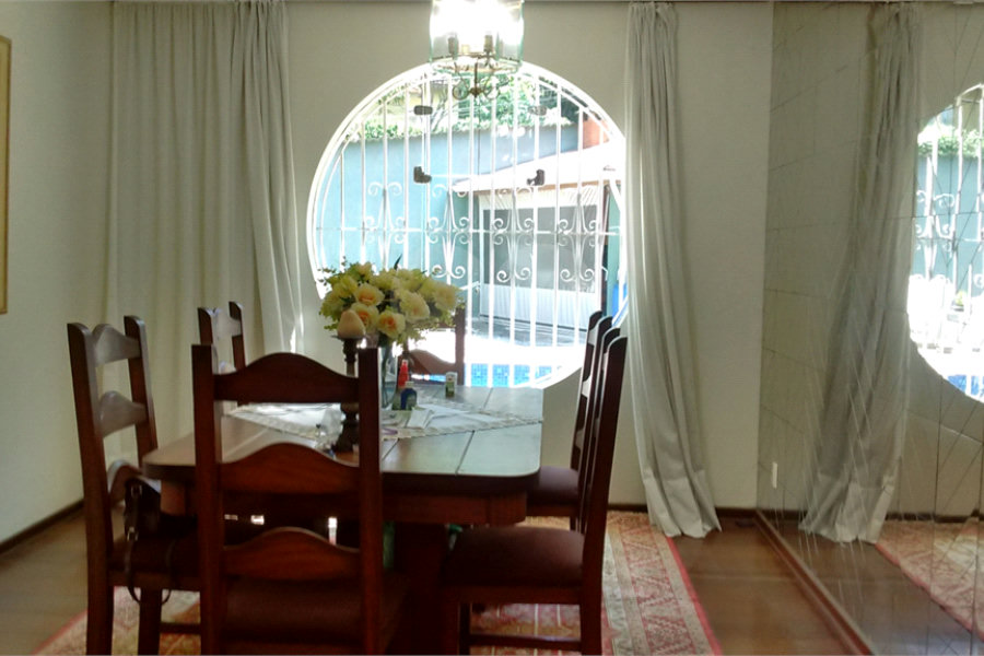 Casa à venda com 5 quartos, sendo 2 suítes, em Horto Florestal, São Paulo, SP