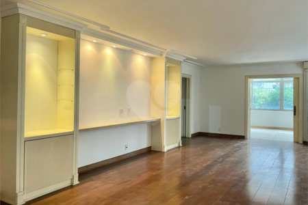 Apartamento à venda com 3 suítes em Cerqueira César, São Paulo, SP
