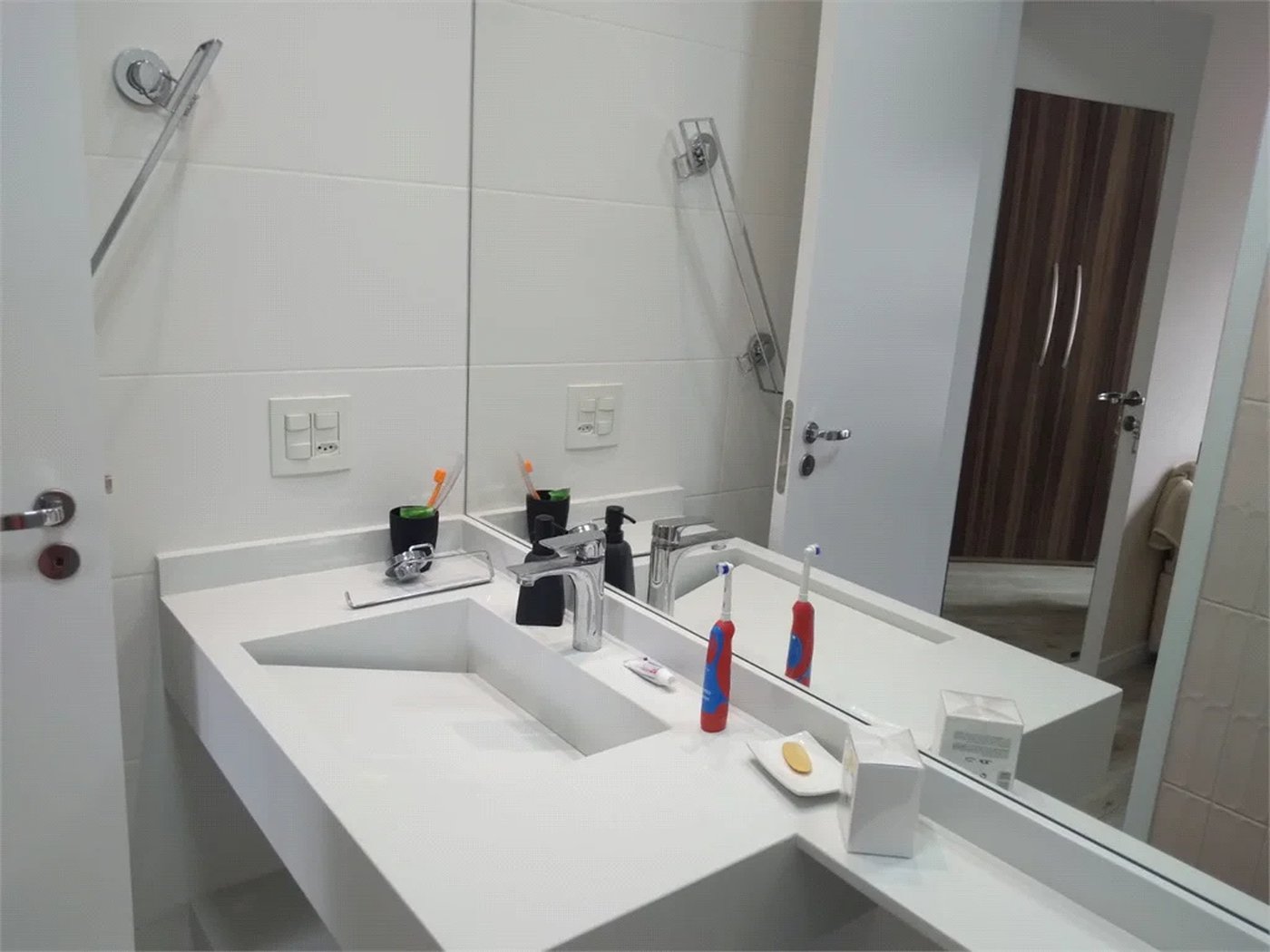 Apartamento à venda com 2 quartos, sendo 1 suíte,  em Vila Romana, São Paulo, SP