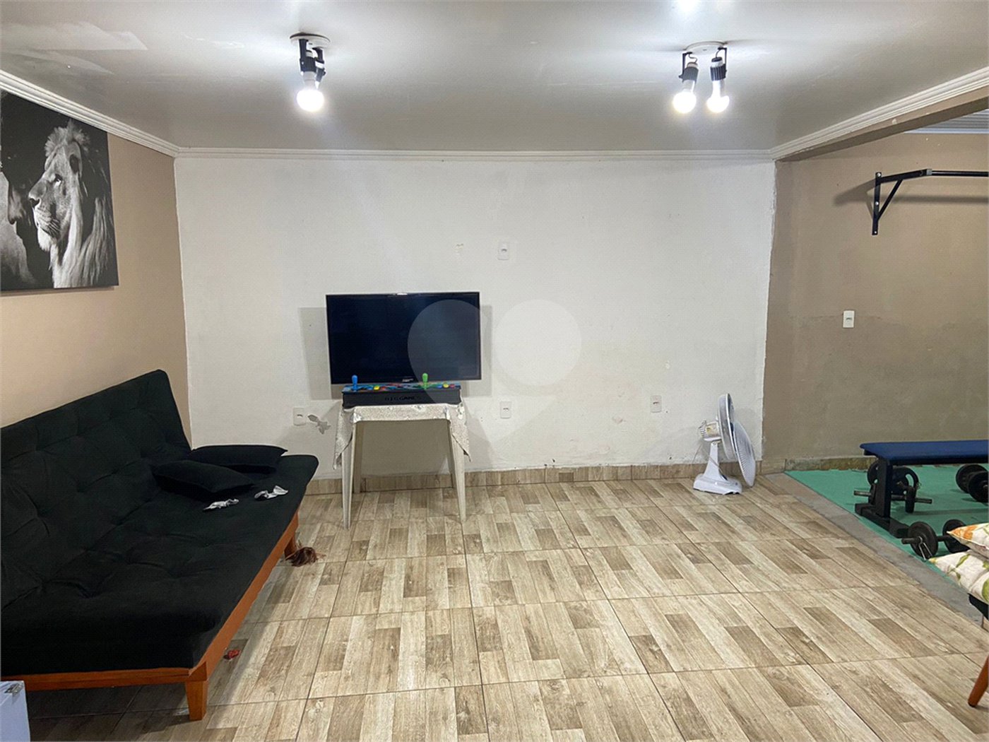 Casa à venda com 3 quartos, sendo 2 suítes, em Jardim Medina, Poá, SP