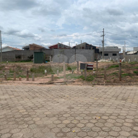Casa em condomínio à venda com 3 quartos, sendo 1 suíte, em Jardim São Marcos, Bom Jesus dos Perdões, SP