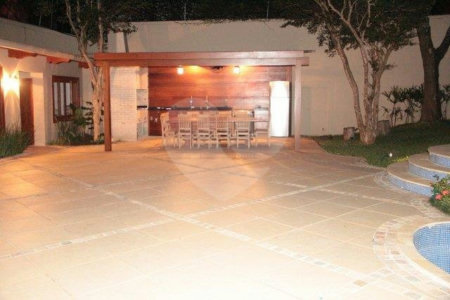 Sobrado à venda ou para alugar com 4 suítes em Alto da Boa Vista, São Paulo, SP