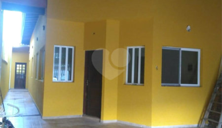 Casa à venda com 3 quartos, sendo 1 suíte,  em Jardim dos Ipês, Suzano, SP