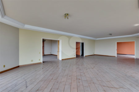 Apartamento à venda com 4 suítes em Santo Amaro, São Paulo, SP
